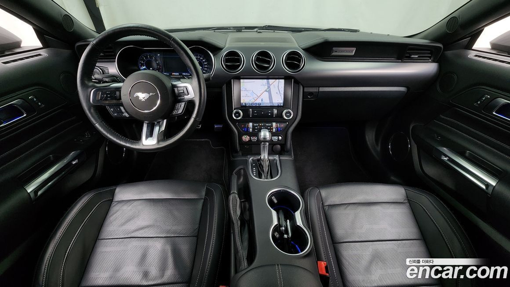 Ford Mustang Coupe (12.2021)
