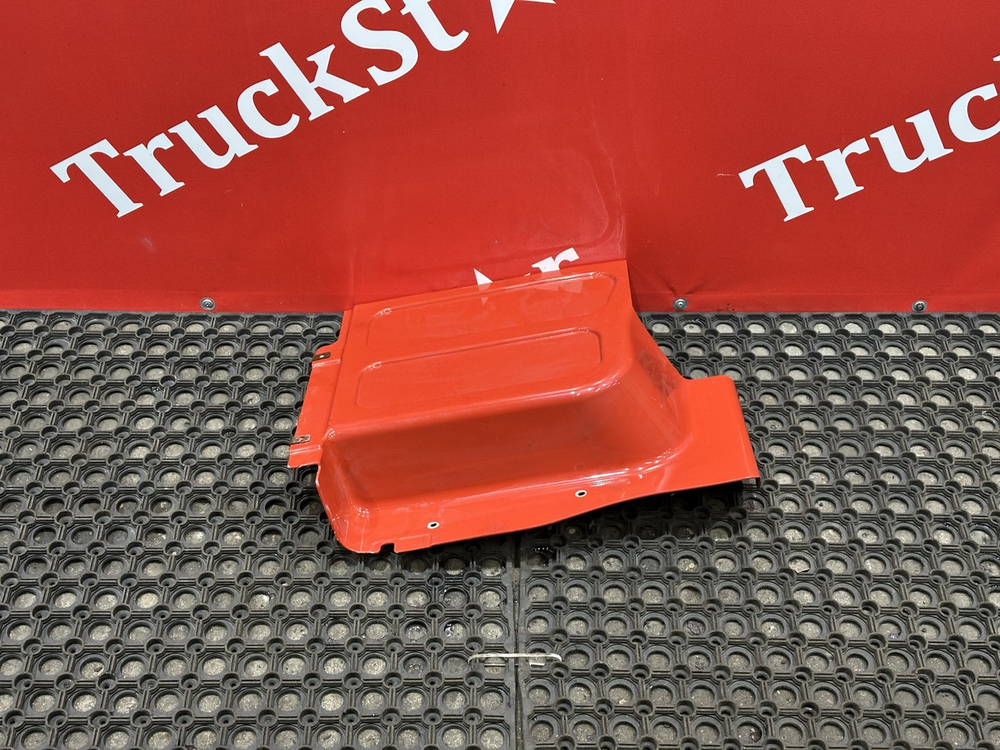 Пыльник кабины правый 2022г.