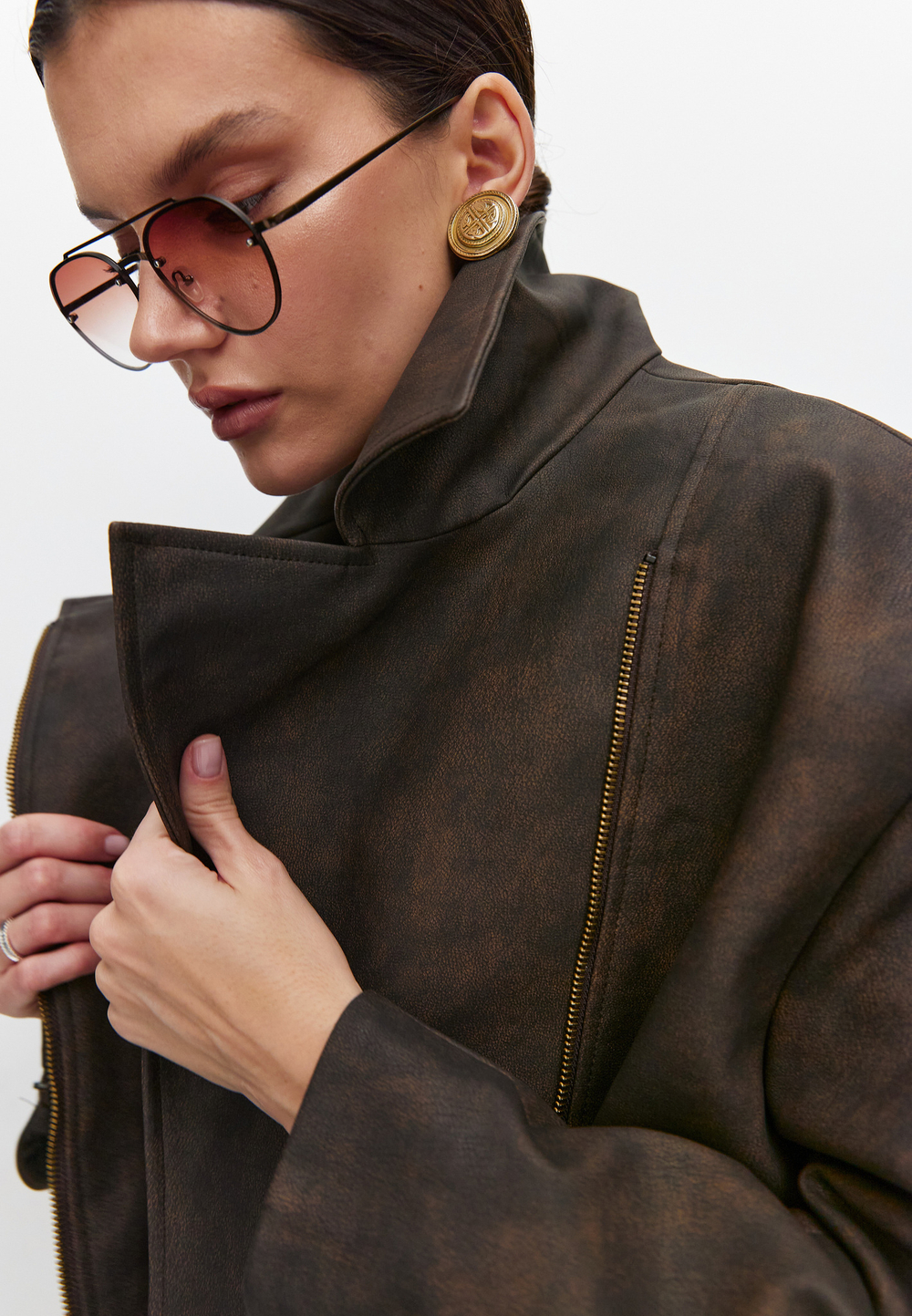 Косуха из экокожи коричневая