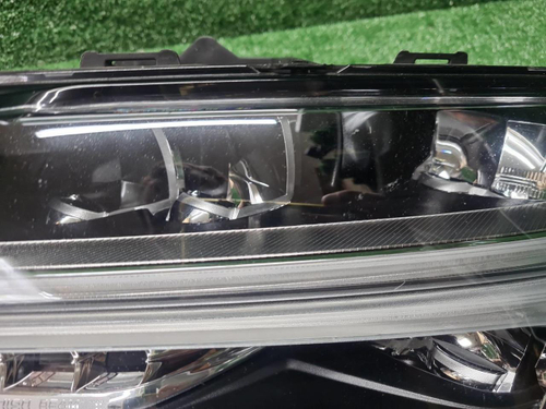 Фара левая Volvo S90 (2016-2020) LED