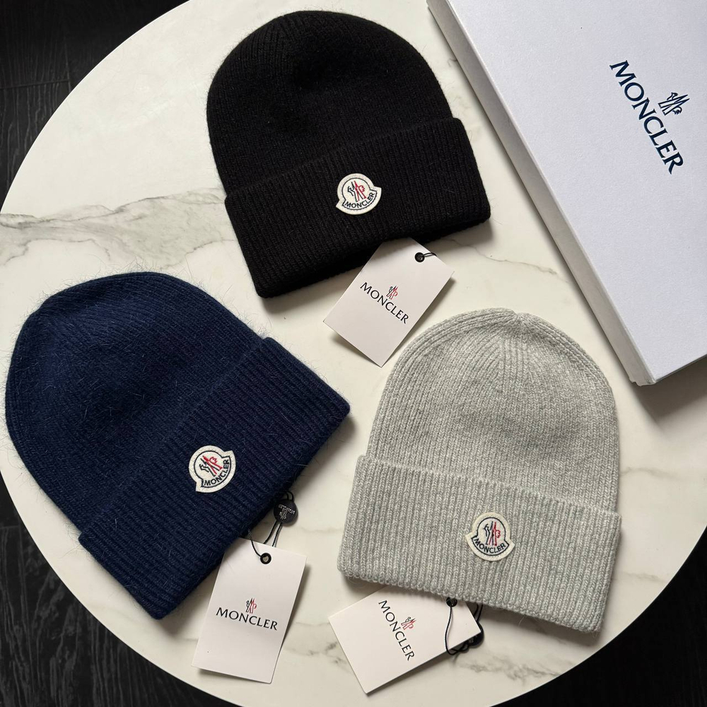 Шапка Moncler