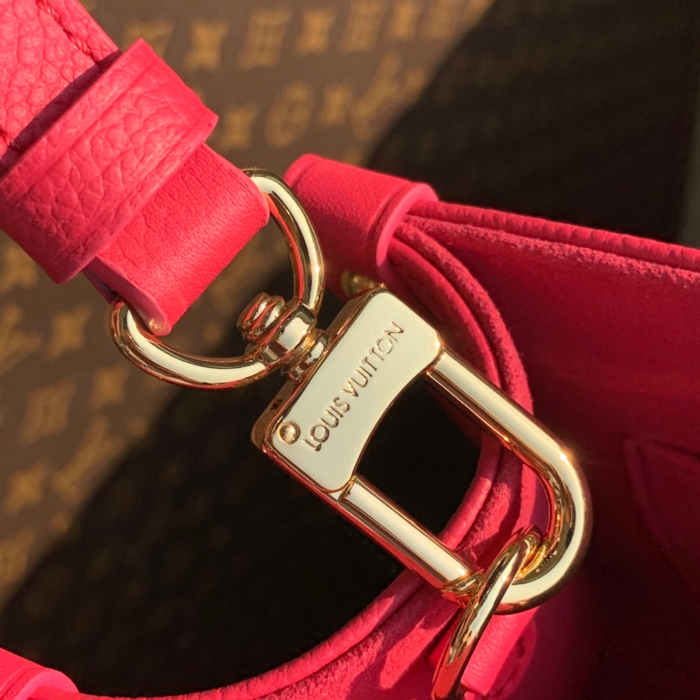 Louis Vuitton Onthego PM