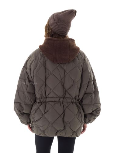 Пуховик-летучая мышь с вязаным капюшоном в цвете хаки