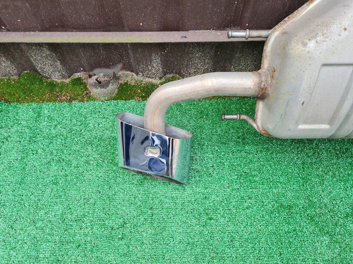 Глушитель Hongqi HS5 (2019-н.в.)