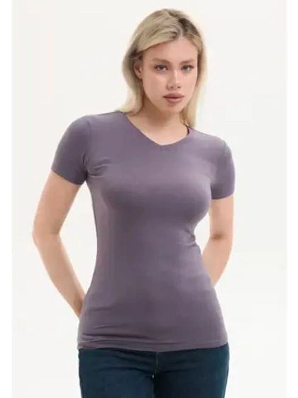 Футболка летняя с V-вырезом