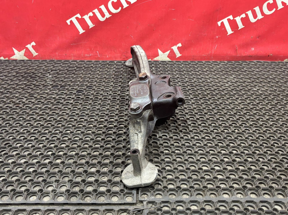 Кронштейн пневморессоры правый 2023г.