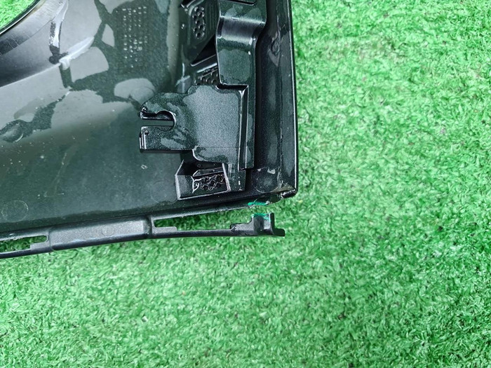 Накладка фары правая Mercedes G W463 (2018-2024)