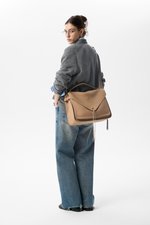 NOTE MAXI латте