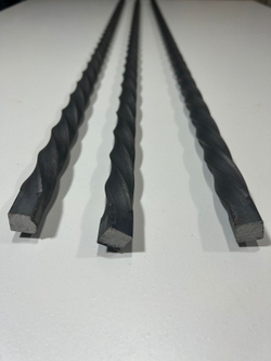 Кованый элемент торсион 1000мм квадрат полнотелый 14х14мм