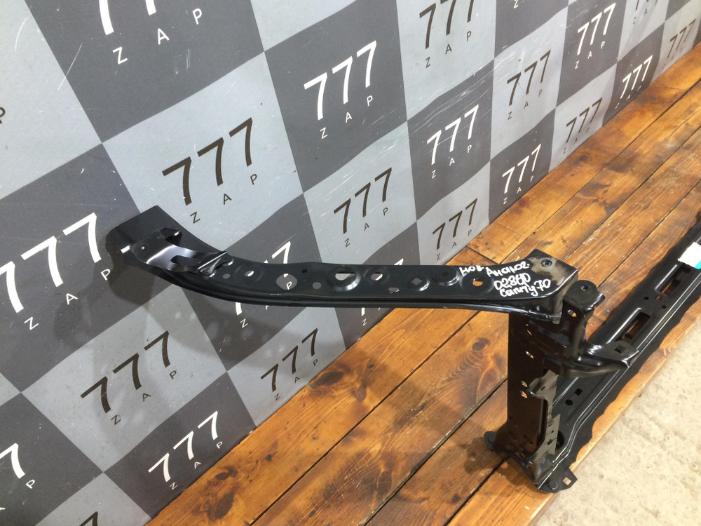 Панель передняя Toyota Camry (XV70) 17-нв Новая  TYL32021867