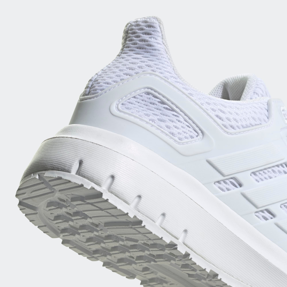 Кроссовки adidas Ultimashow W