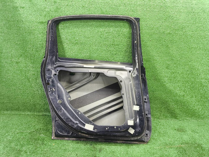 Дверь задняя левая Mercedes E W213 (16-23) Long