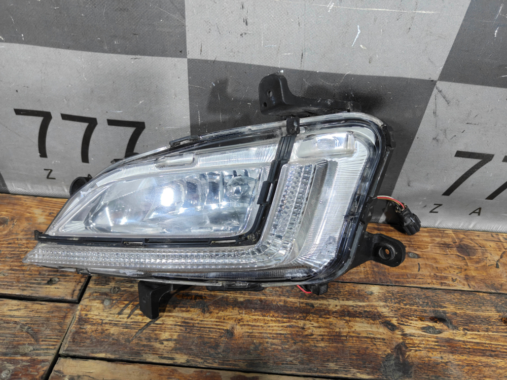 ПТФ передняя левая Hyundai Tucson 3 (TL) 18-21 Б/У Оригинал 92201D7600