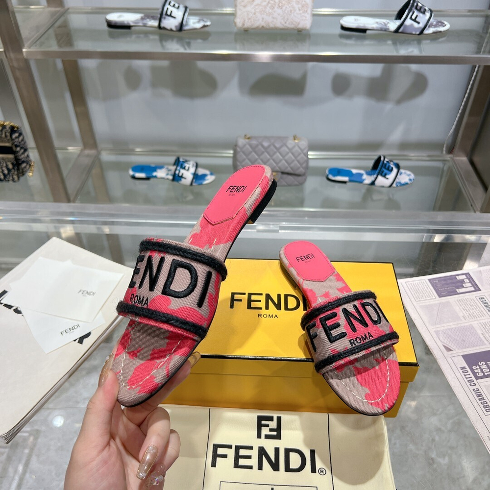 Fendi Signature Slides