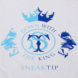 Футболка Sneaktip Down With The King белая принт крупным планом