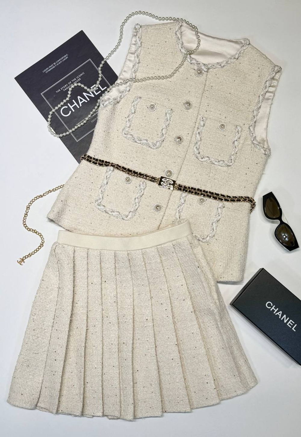 Костюм CHANEL