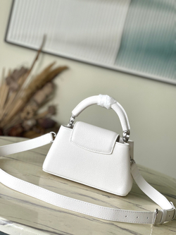 Louis Vuitton Capucines East West Mini