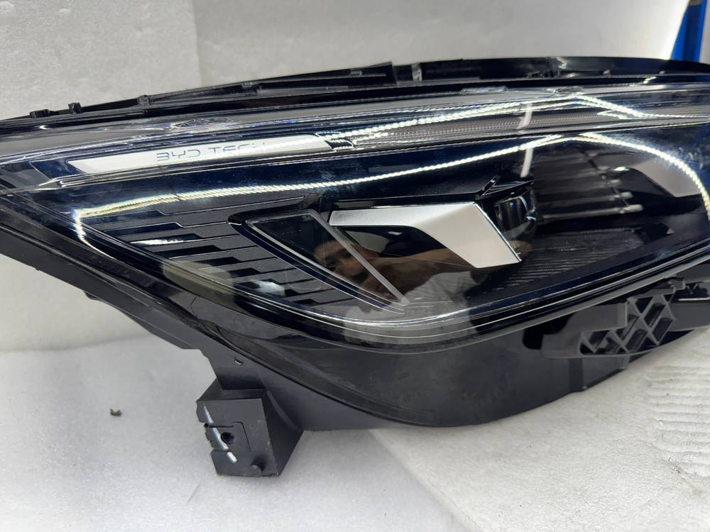 Фара LED передняя левая BYD Qin L