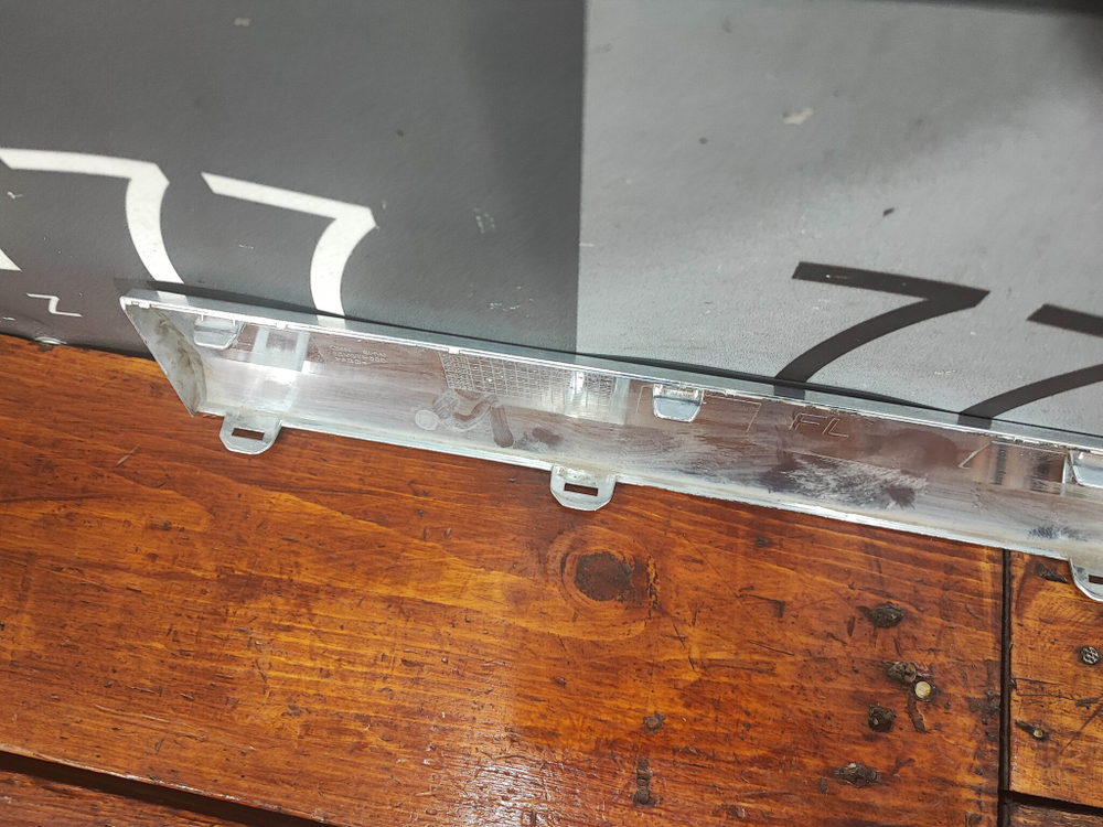 Молдинг заднего бампера Chery Tiggo 8 Pro 21-нв Б/У Оригинал 16V0TP500