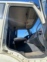 FAW J6 6x6 Седельный тягач CA3250P66K24L1TE5 (Дизельный, 11.1 л, 420 л.с. МТ)