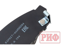 Колодки тормозные передние РИФ Mitsubishi L200 2005+, Pajero Sport 2008-2015 OEM 4605A284, 4605B233, 4605A198