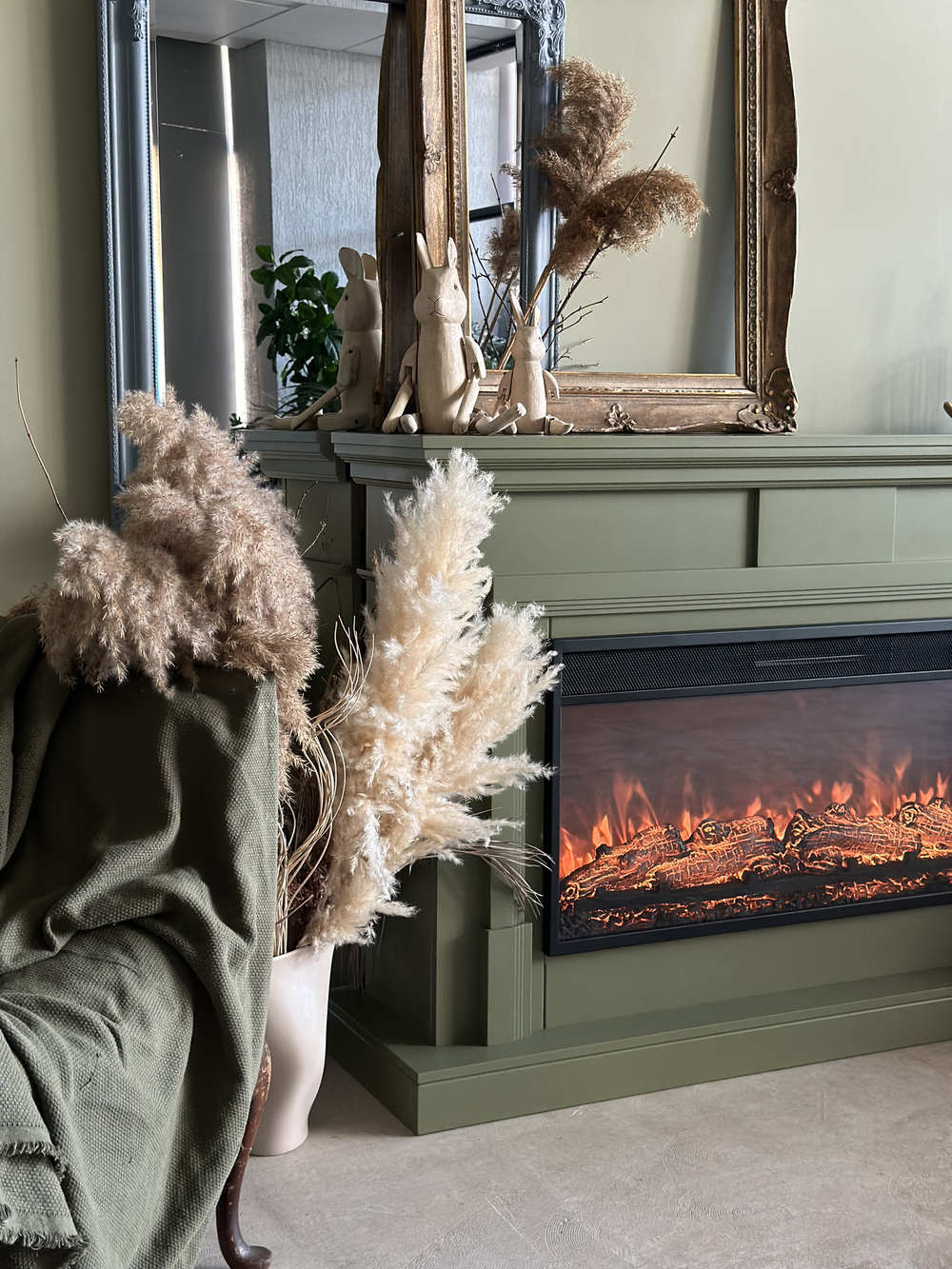 Каминокомплект Real Flame Marco 36 GN-Р014 с очагом Joker 36