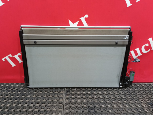 Шторка люка 2018г.