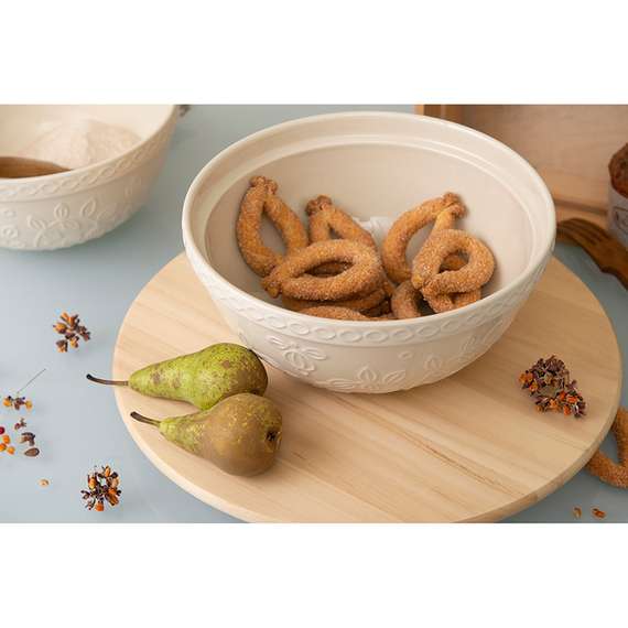 Миска кремового цвета с рельефным узором Ягоды Тайги из коллекции russian north, 2,8 л