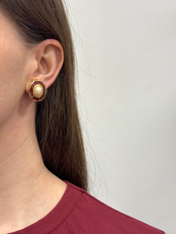 Клипсы с коричневой эмалью и «жемчугом» Burberrys