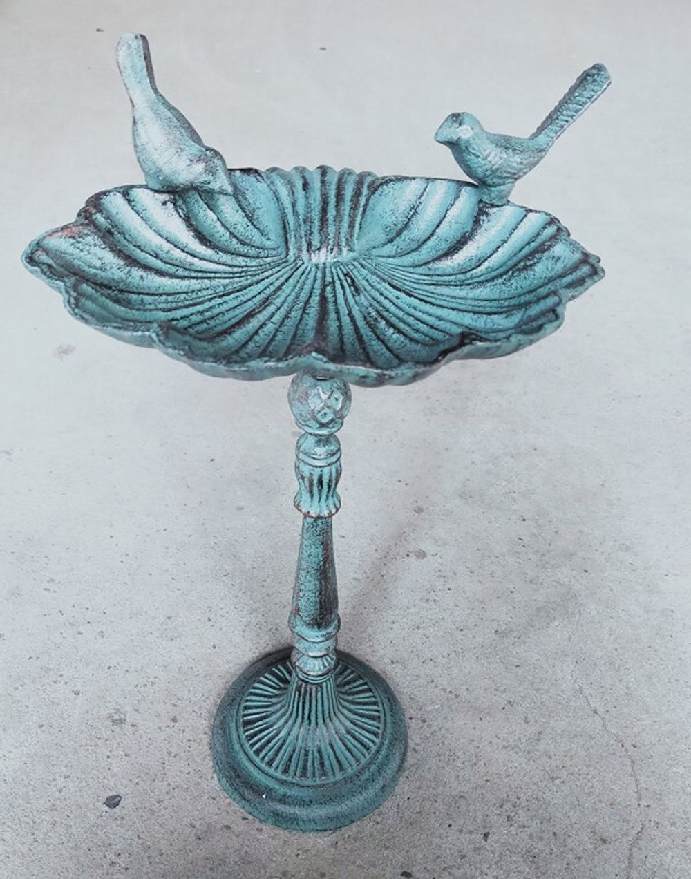 Iron Garden Кормушка-ванна для птиц напольная