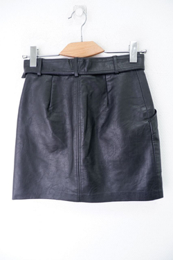 Юбка Stradivarius "под кожу" 40 размер