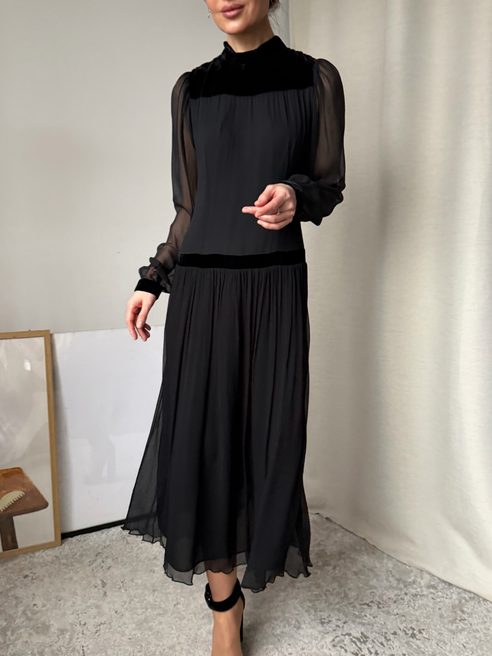 Платье тёмно-серое, S