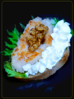 Сет № 6 Брускетты с курицей, Колбасой и Яйцом