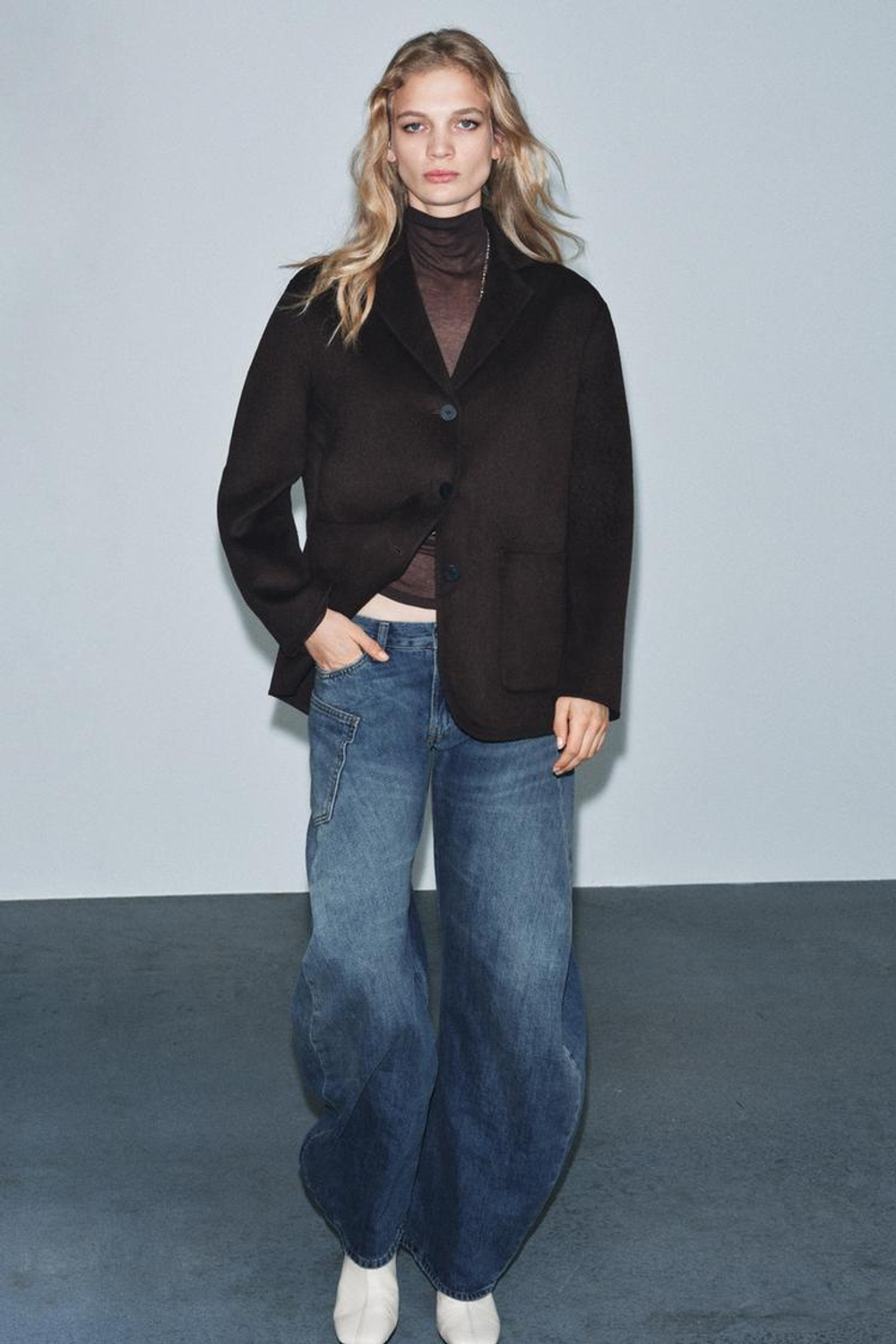 ZARA МИНИМАЛИСТИЧНЫЙ БЛЕЙЗЕР ИЗ СМЕСОВОЙ ШЕРСТИ — ZW COLLECTION, КОРИЧНЕВЫЙ