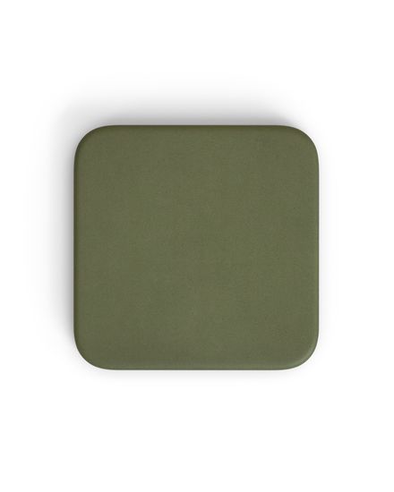 Уличный стол Esilda зеленый из цемента и стали со столешницей 70х70 см