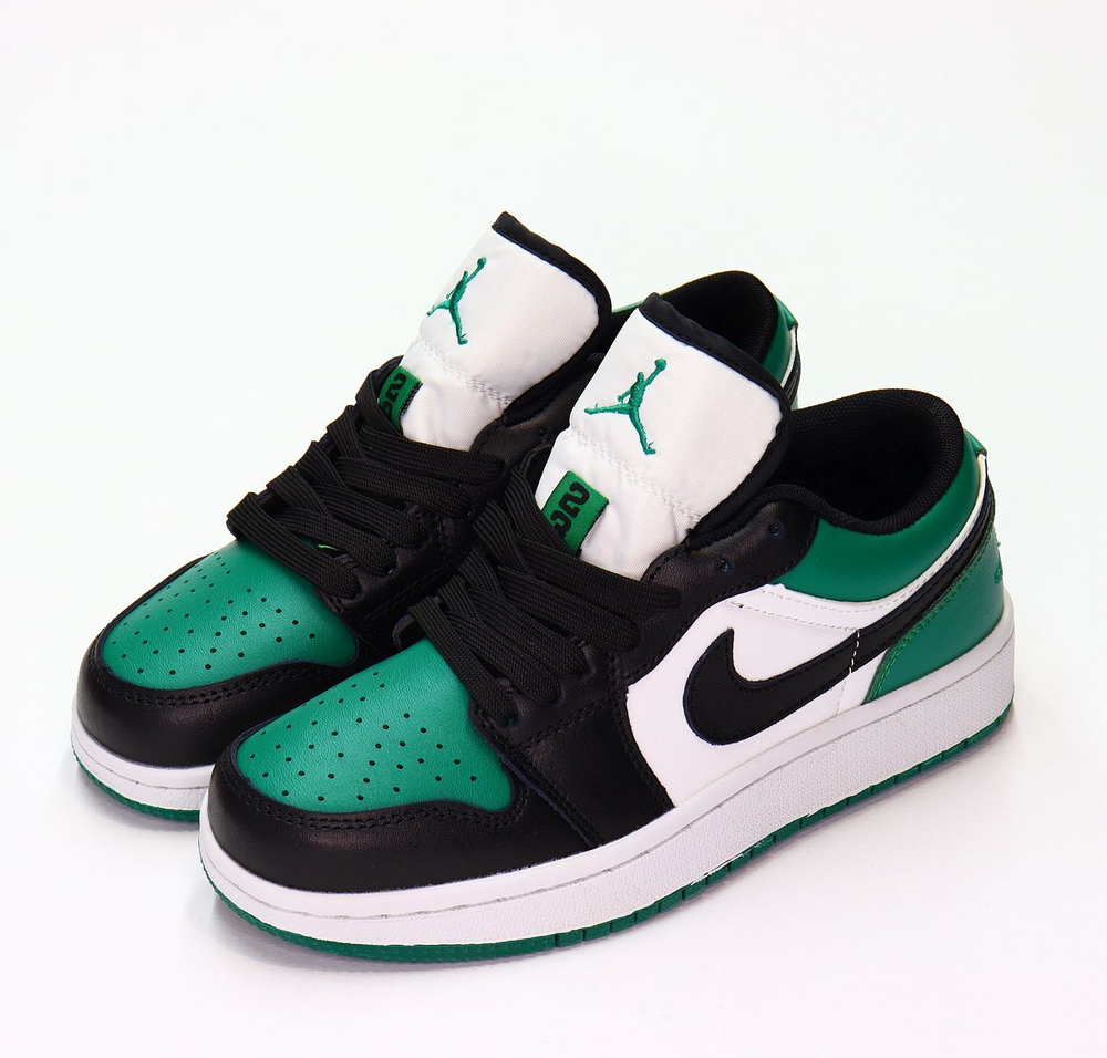 Кроссовки нат. Кожа (36-41)р. / шт. B977/16