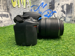Nikon D3100 (12.800 кадров)
