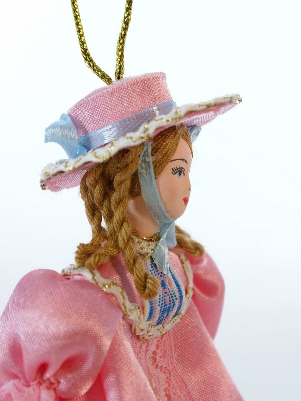 Кукла-подвеска сувенирная Барышня в шляпке