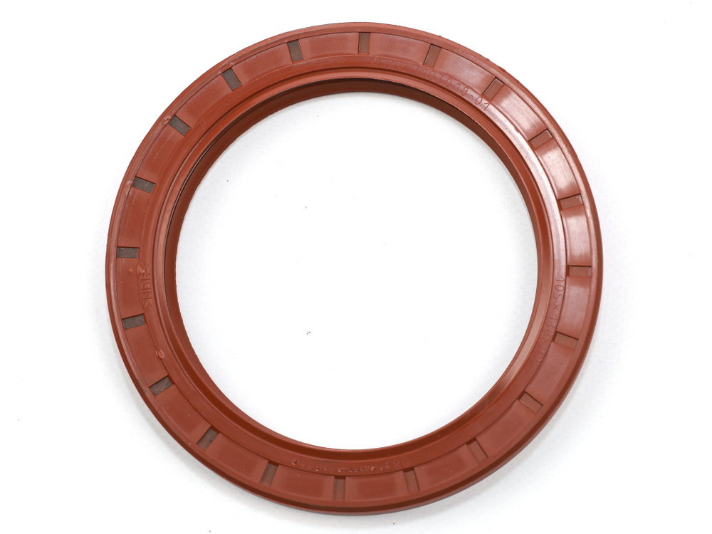 Манжета 105х138х12 а/м КАМАЗ передней ступицы (евро) (красная с пружиной/NBR) Резинотехника г. Балаково ( ОЕ 6520-3103018-01 к. )