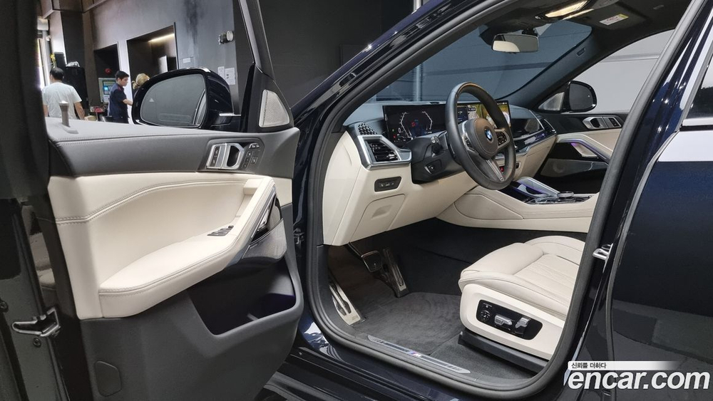 BMW X6 (G06) xDrive40i M Sports First Editions (08.2023)