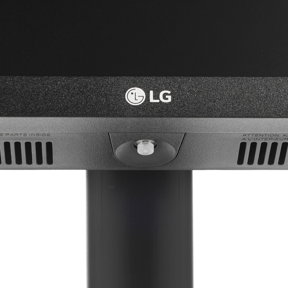 Монитор LG 27QN600-B черный