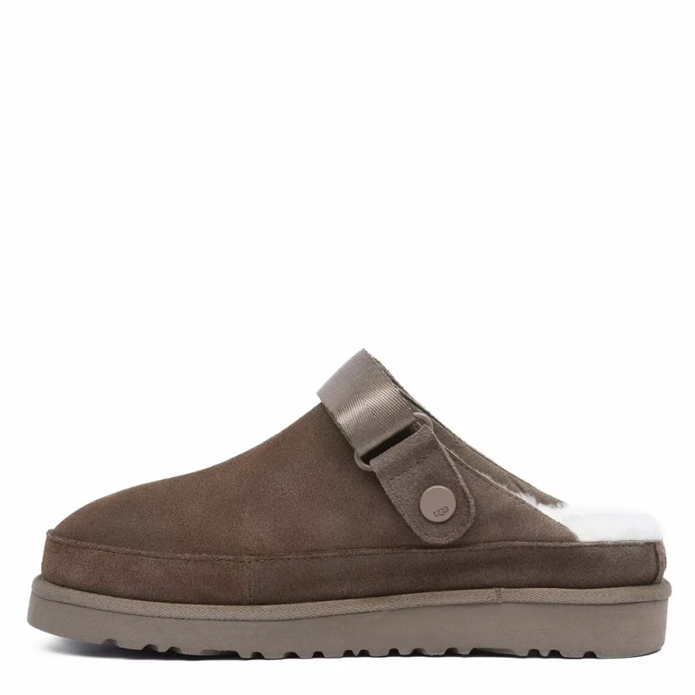 UGG Goldenstar Clog "Chocolate"