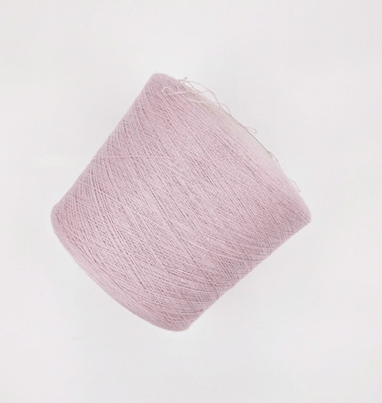 Ягненок суперфайн 60%, шелк 20%, па 20% , 1400 м в 100 г, 18