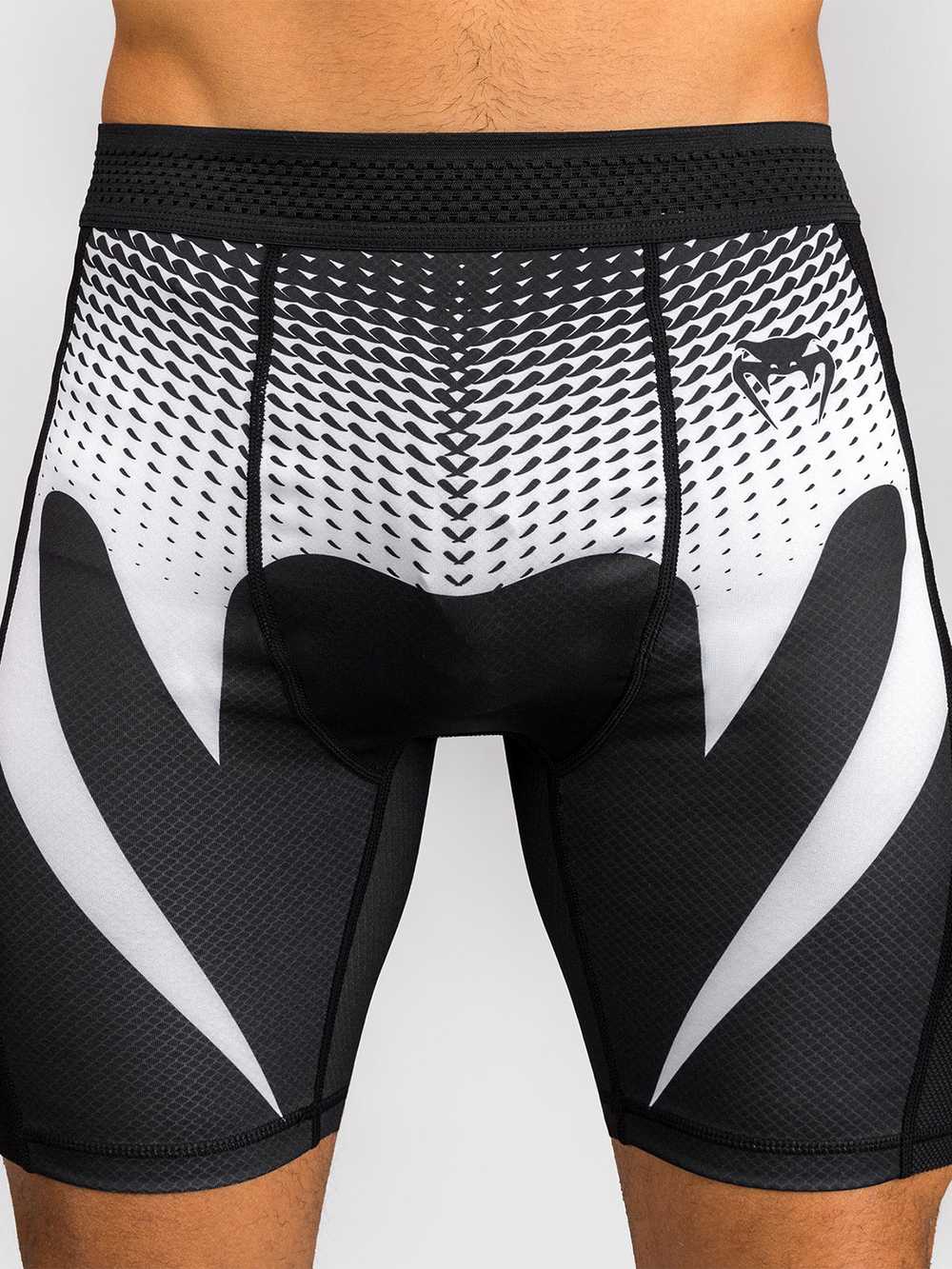 Шорты компрессионные Venum No Gi Black/White