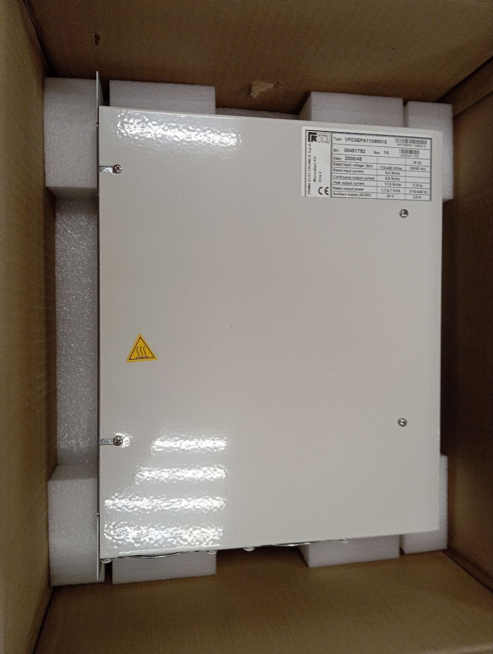 Prima Electronics VFD3EPA11090010 новое