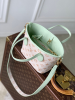 Louis Vuitton Neverfull Bandouliere Inside Out BB