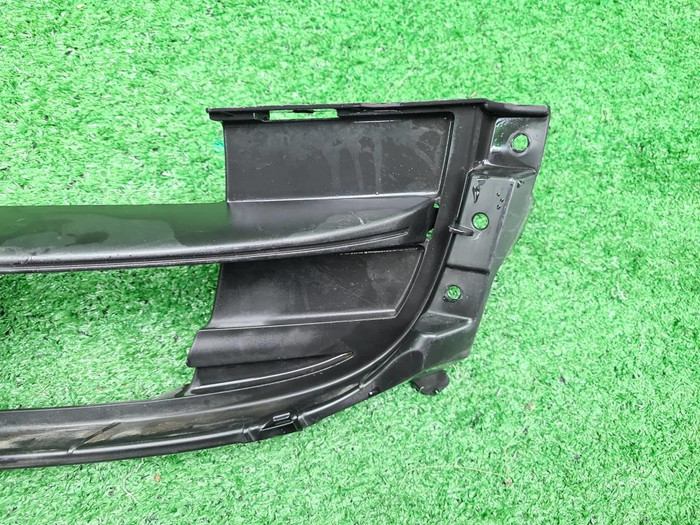 Решетка перед. бампера Porsche Panamera 971 20-24