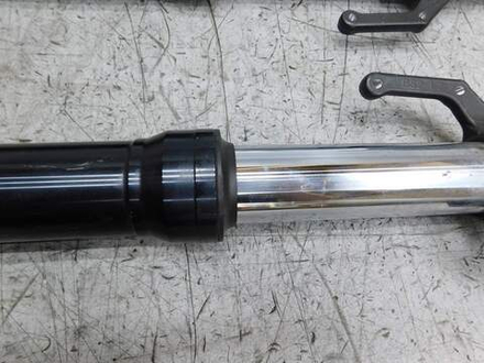 Перья вилки Yamaha MT-09A RN52