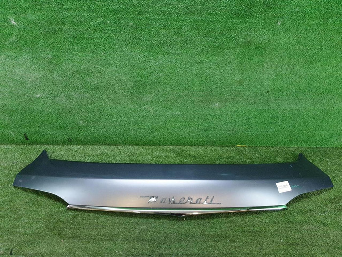 Спойлер крышки багажника Maserati Levante (2016-2020)