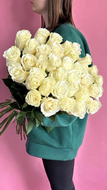 Роза белая 25 шт #83